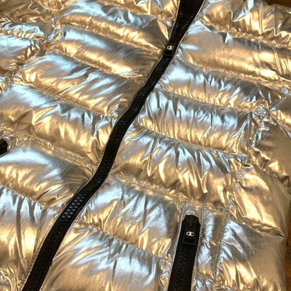 Champion Outdoor Metallic Silver Puffy Puffer Coat Women’s Size Small - Picture 3 of 6